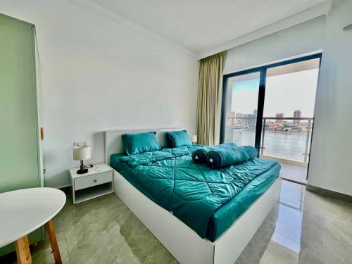 Condo yuetai studio corner view river