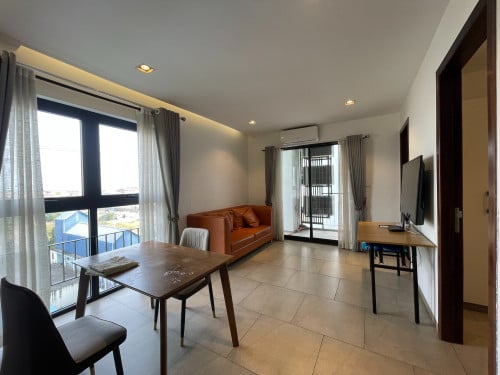Corner 2 Bedrooms Condo for Sale in Urban Village