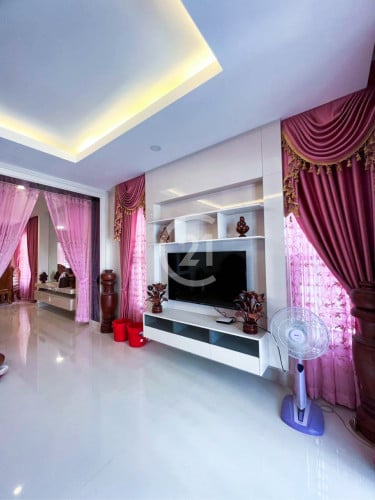 Corner Link Villa LA t Borey Peng Huoth – Boeung Snorfor Ren