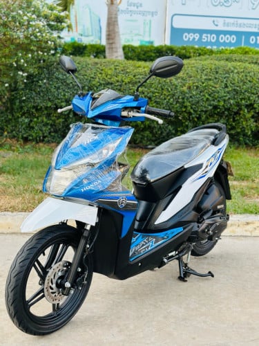 Honda Beat 019 ក្រុមហ៊ុន ម៉ាសុីនតាន់ហាប់នែនស្ងាត់ជិះស្រួលស្ទុះមិនលាន់មិនហុយមានពន្ធកាតគ្រឺ