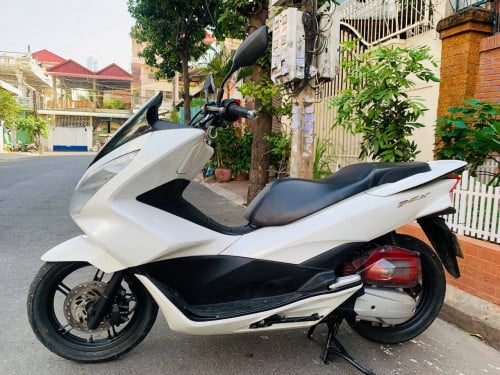 HONDA PCX (1280$)2017 Japan 125cc