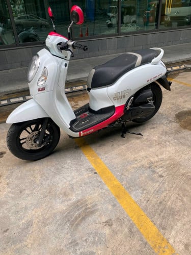 Honda scoopy 2021