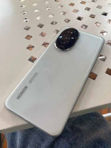 Honor 200 ចង់ដូរថែមលុយអោយ