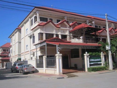 ផ្ទះវីឡាសម្រាប់ជួល Villa House for Rent