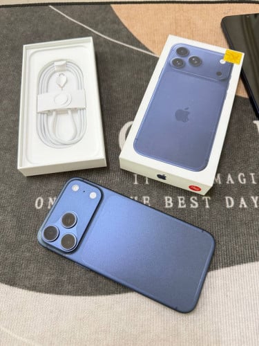 iPhone 17 pro max 256G 99% 🪫100% XA