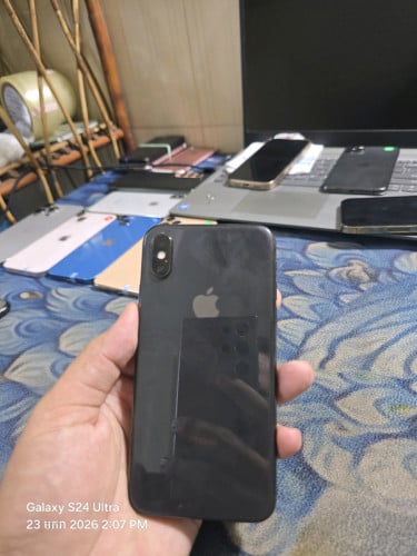 IPHONE X សំណុំស៊ី ខូចស្គេន លក់55$
