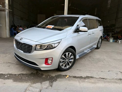 Kia carnival 2018full option ទ្វាអូតូបីមាន360