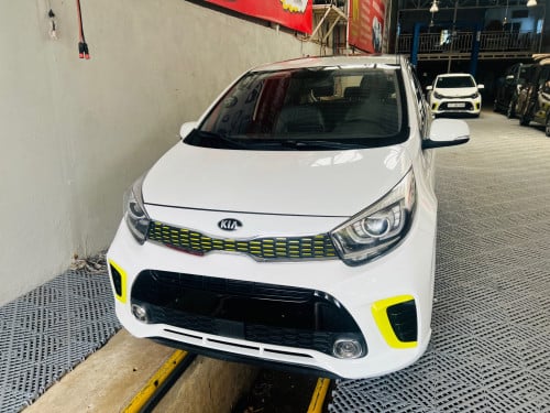 Kia morning 2017 Full Option បេីកដំបូរ