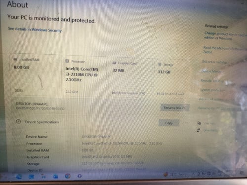 Laptop Samsung ខូចថ្ម ប្រើរាល់ថ្ខៃ