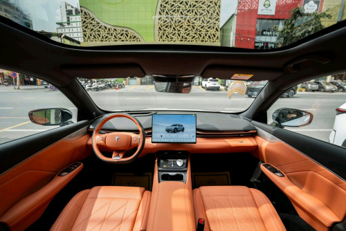 Luxury Taxi Phnom Penh to Airport