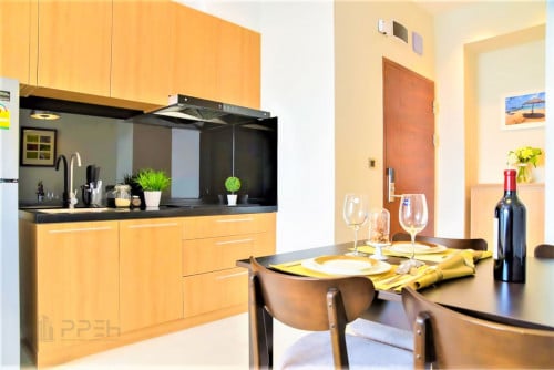 Modern Rustic 2BR Serviced Apt in BKK1