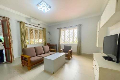 Modern Rustic 3BR SERVICED APARTMENT