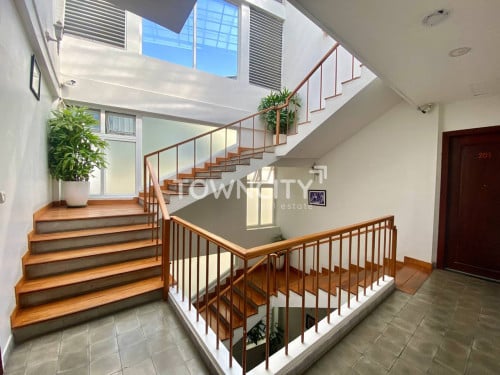 Modern Two Bedrooms Apartment for Rent in BKK1