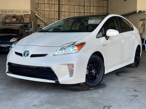 Prius 012 option 4 deluxe solar សូមចុចលីងតេលេក្រាមខាងក្រោមមើលរូបភាពបន្ថែម