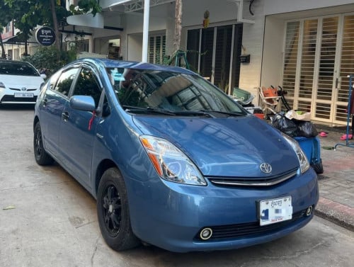 PRIUS 2006 For Rent /出租