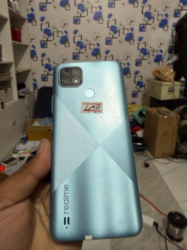 Realmi  C21