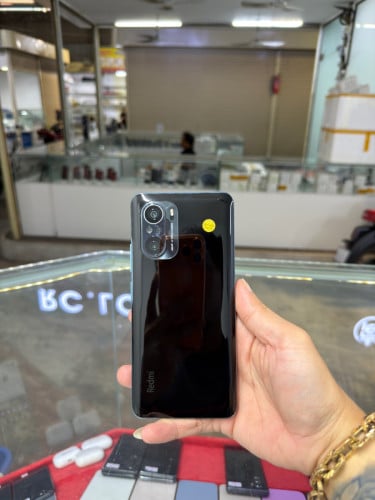 Redmi K40 CH Ram12GB HD256GB Phone Condition 98% , ដូរខ្នងក្រោយ