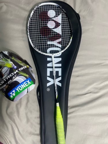 Resell yonex 99 Astrox  play