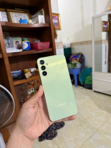 Sell A24 ram4+4g rom128g Sim1 98%