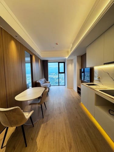 Vue Aston - Luxury Condominium