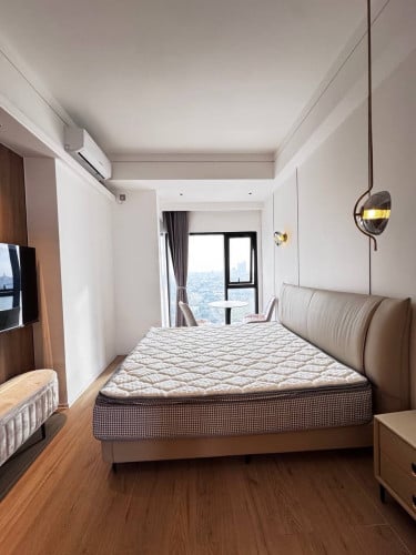 Vue Aston - Luxury Condominium