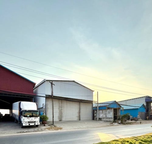 Warehouse for Rent in Sen Sok District, Near Hanoi Road – Phnom Penh!