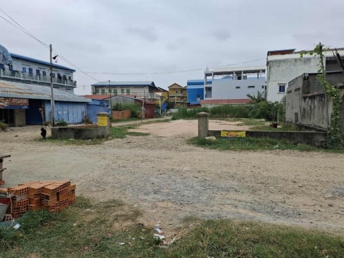 ដីកែងលក់បន្ទាន់ ទីតាំងនៅខណ្ឌពោធ៏សែនជ័យ សង្កាត់តាំងក្រសាំង