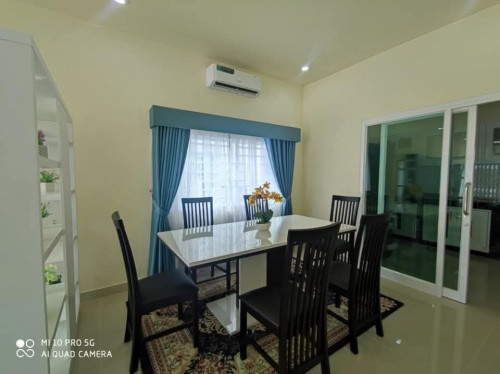 វីឡាទោល(ជិតរមណីយដ្ឋានភូមិ៥១) បាត់ដឹង