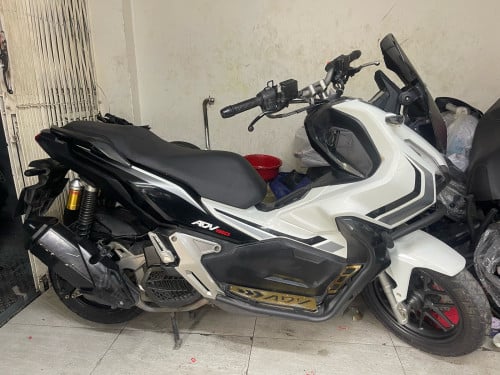 សានុំបងៗ