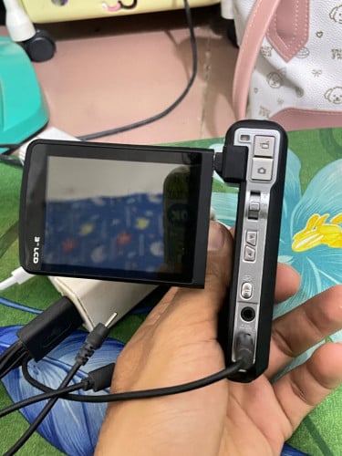 កាមេរ៉ានៅដំណើរការទាំងអស់បញ្ជាក់អត់មានថ្មរកទិញថ្មខ្លួនឯង