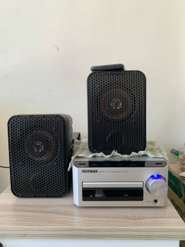 លក់បាស់នឹងអំភ្លីមួយតឹកជប៉ុនសំឡពិរោះនៅដំណេីរកាល្អ