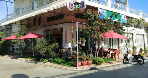 ផ្ទះកែងលក់​