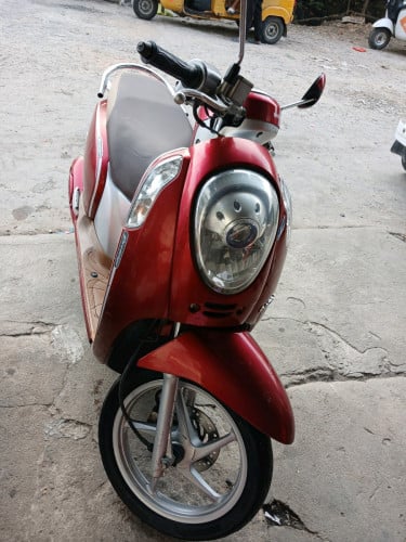 ម៉ាសុនស្អាតជិះស្រួលមានកាតគ្រីគុបពី