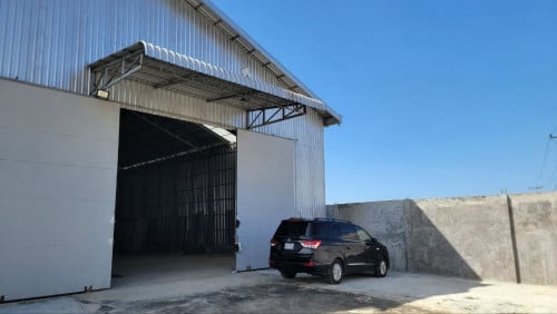 ដីនិងឃ្លាំងសំរាប់លក់នៅ កំបូល 149999$