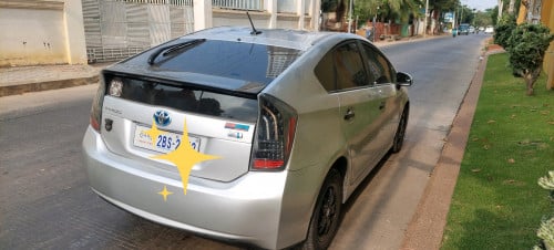 លក់ឡានថ្មីណាស់ឆ្នាំ2010 option3ម្ចាស់ដើមទីមួយ