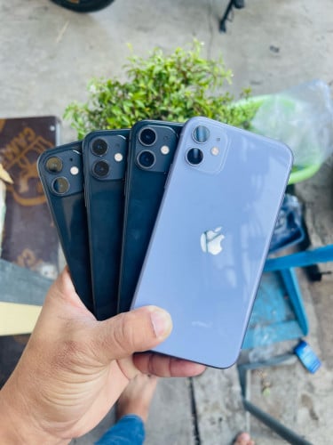 លក់iPhone 11 64g LLA សាណុំស្អាតល្អតម្លៃល្អមេមេ145$🧧🌱🙏ទីតាំងភ្នំពេញTell 087815958🧧👍🏻