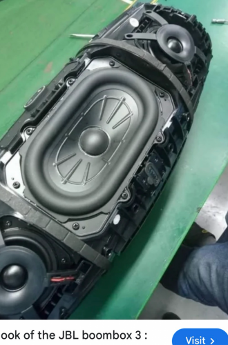 រកទិញសាប់ស្សុីន JBL Boombox 3