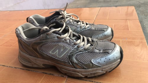 ស្បែកជើងNew balance 530