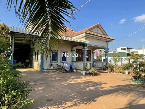 🏠ផ្ទះលក់បន្ទាន់ក្នុងក្រុងសៀមរាប!✅ទំហំដី20X25 លើផ្លូវរដ្ឋ8 ម៉ែត្រ