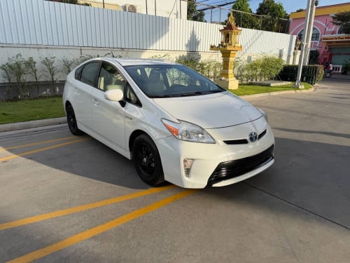💵តំលៃពិសេស:19,400$ Prius012 Option3