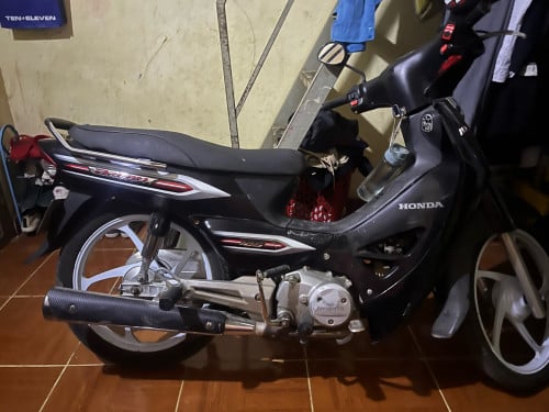 វ៉ៃដូរ Zommer x