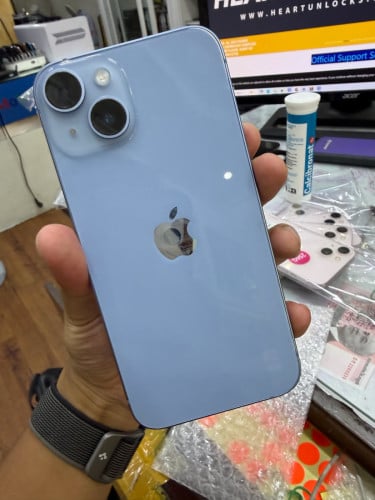 14 128GB LLA ស្អាត A- 330$ ESim