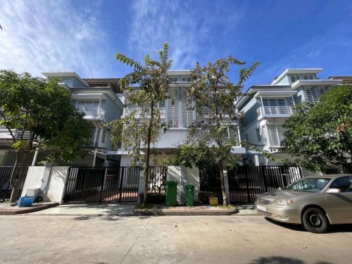 598路PH 双拼别墅×2 出租