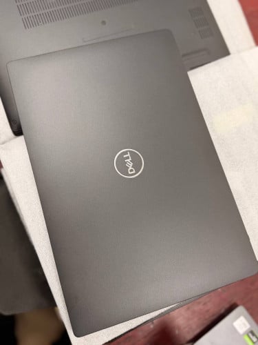 Dell Latitude 7400 i7