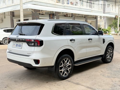 Ford . EVEREST . 024 . ហ្វូល ទីតានៀម ហ្វូល​
