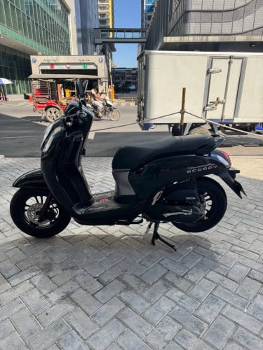 Honda scoopy 2023