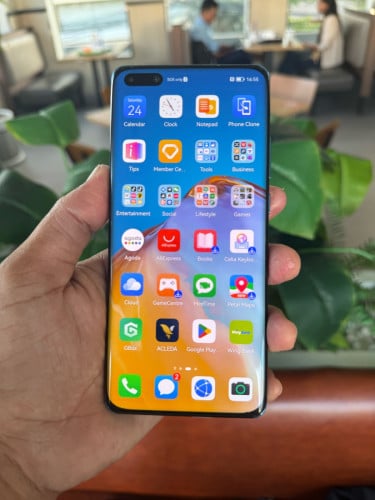 Huawei P40 Pro 8g/256g Global(វៃដូរបាន)👉$155