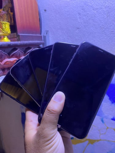 iPhone 11 idប្រើបាន សុំណុំហ្សុីន ស្អាតៗ#តម្លៃធូៗភ្នំពេញ