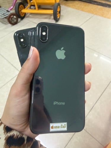 iPhone X