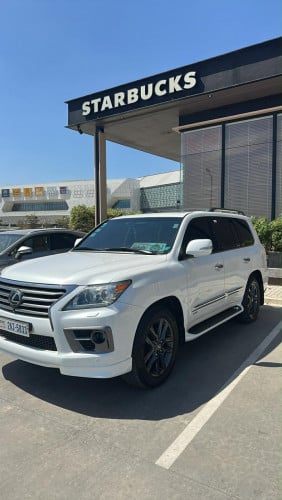 LX570 2015 ម៉ាសុីននៅអេមណាស់ ថ្នាំហ្សុីន ចង់ដូរសើរ